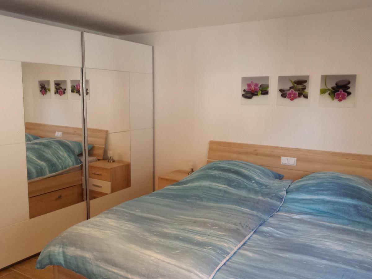 Caro'S Ferienwohnung Haard Exterior photo