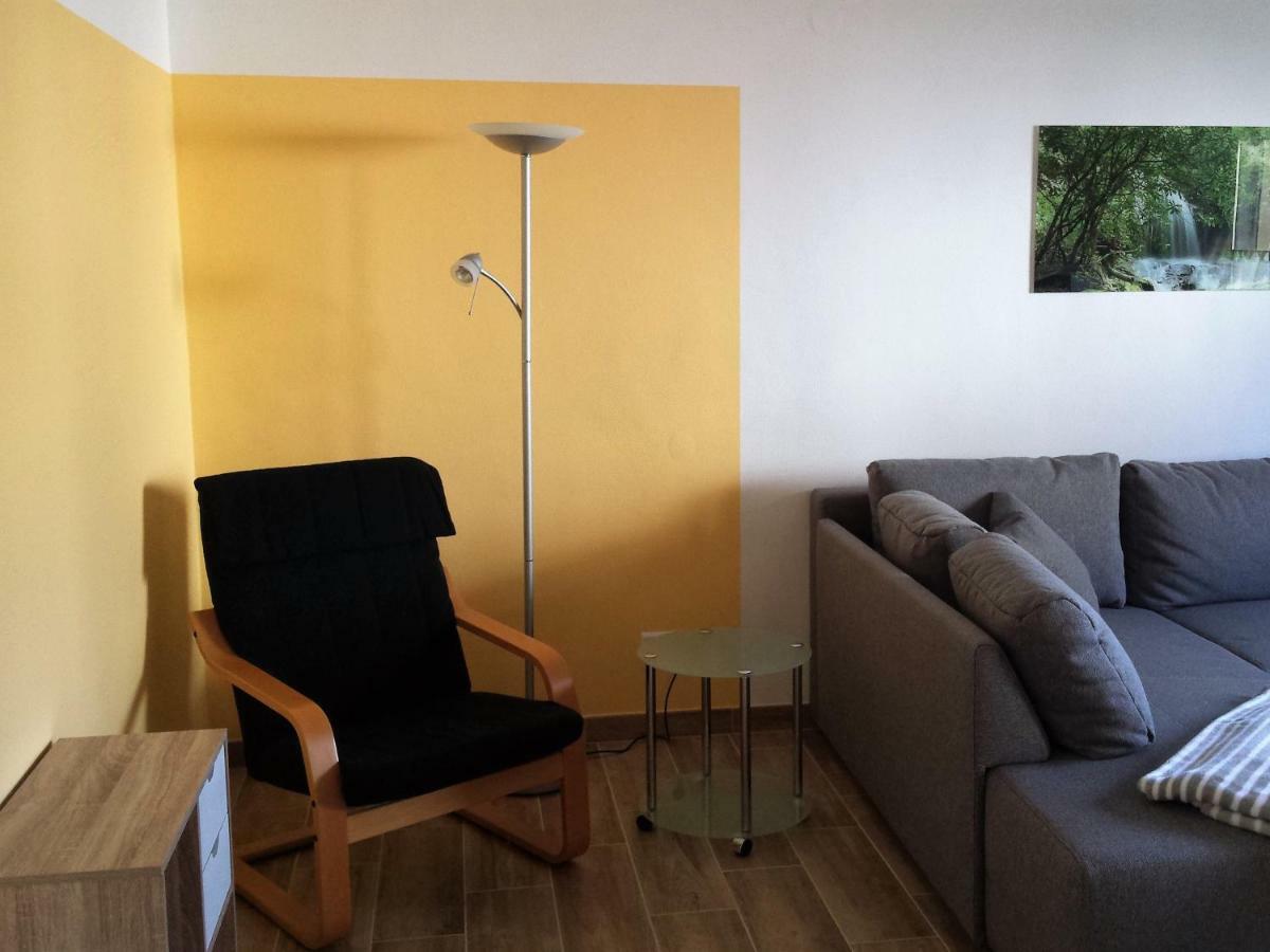 Caro'S Ferienwohnung Haard Exterior photo
