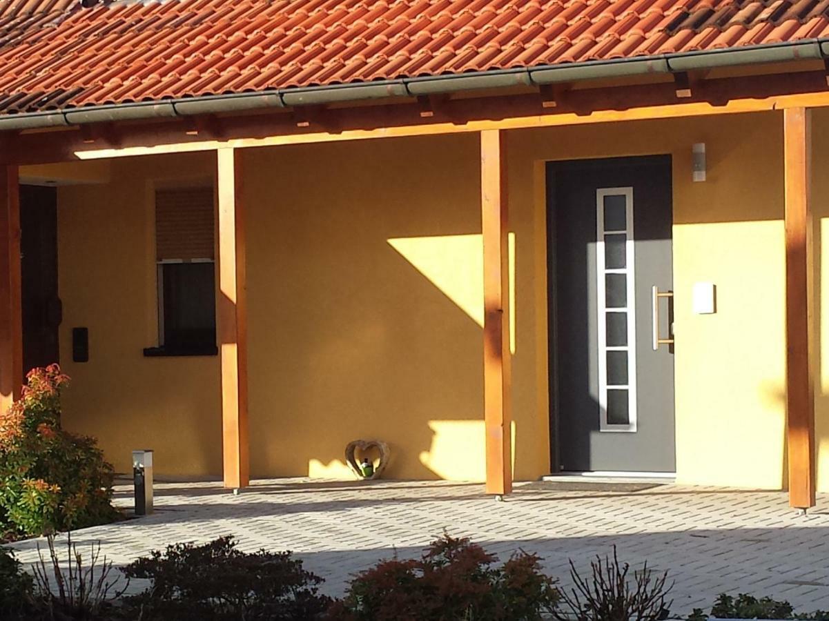 Caro'S Ferienwohnung Haard Exterior photo